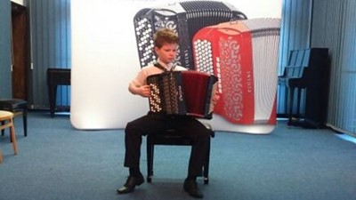 Úspěch akordeonisty na mezinárodní soutěži v Ostravě