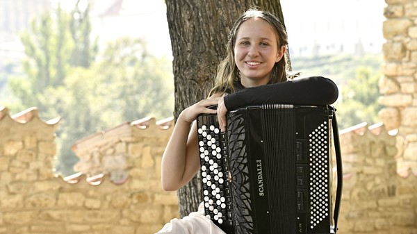 World Open Online Music Competition v srbském Bělehradu