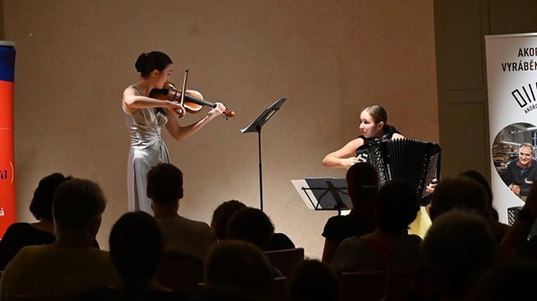 Mezinárodní online soutěž v srbském Bělehradu